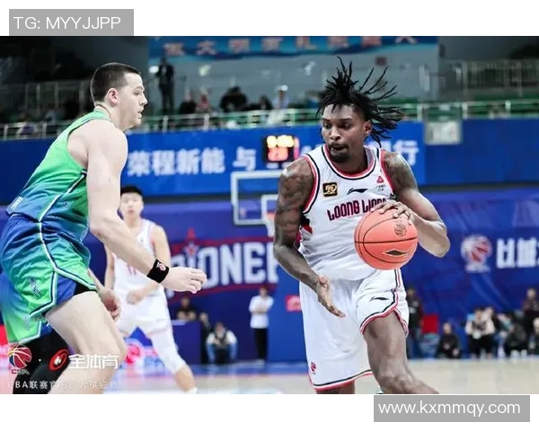 广州龙狮与日本球队精彩对决录像回顾及赛后分析